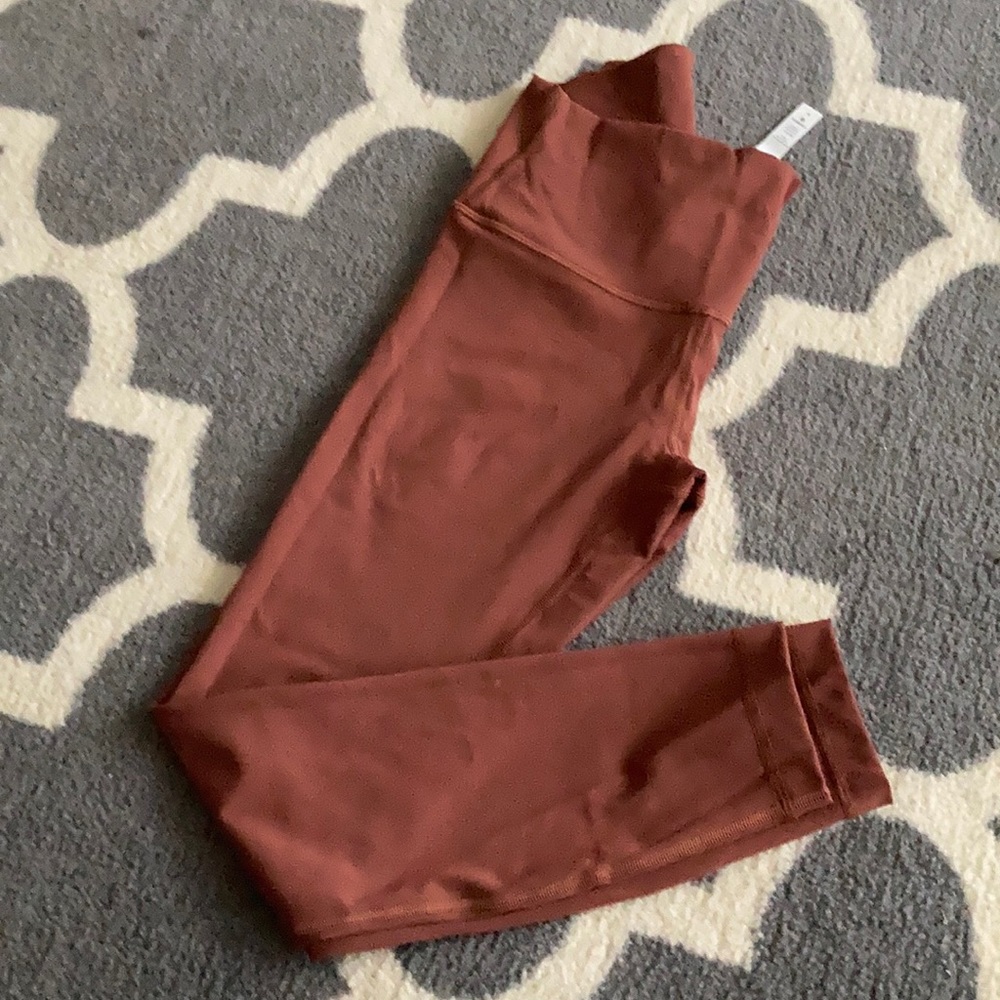 Wunder Under 25 inch legging in luxtreme
